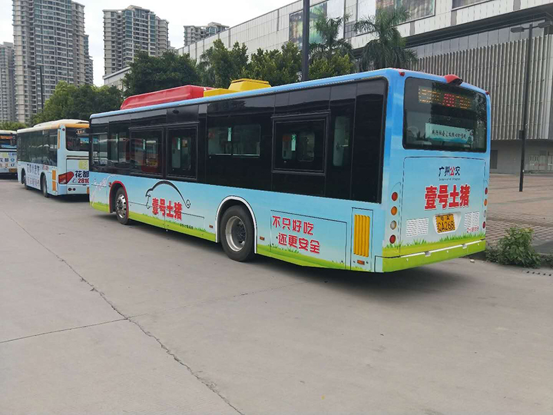 公交车车身广告投放优势分析 